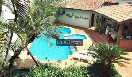 Sobrado alto padrão com 600m²