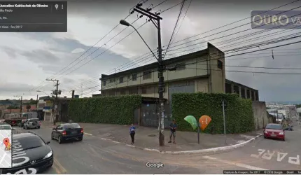 Galpão com 1860m² de areá construída, sendo 1300m.