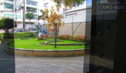 Apartamento 84m² 2 dormitórios, 2 WCS e 1 vaga de garagem. Todo em piso frio, em uma ótima localização.