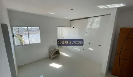 APARTAMENTO NA VILA INDUSTRIAL COM 2 DORMITÓRIOS, HÁ 500METROS DO METRÔ VILA TOLSTOI À VENDA
