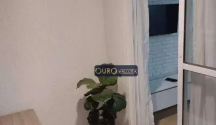 AP no Brás,2 Dorm, sl, sacada, 1 vaga, lazer