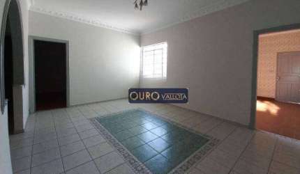 Imóvel comercial com 2 casas no terreno