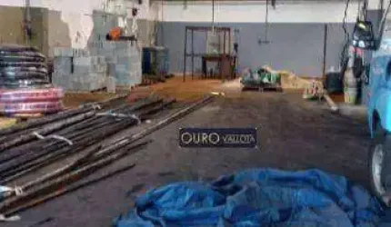Galpão com 440m2