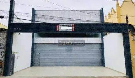 Salão/Galpão com 330m²