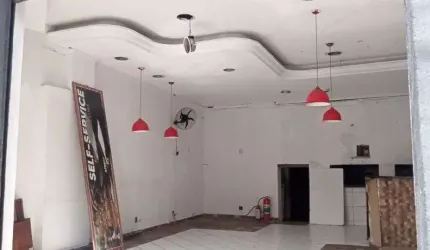 Salão Comercial com 195m²