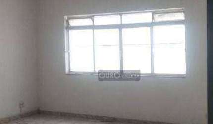 Salão com 120m²
