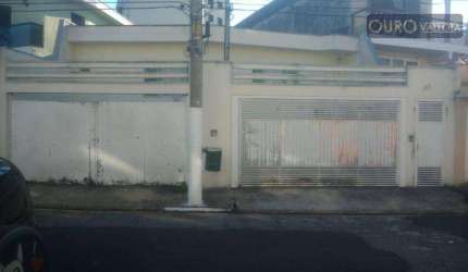 Casa com 3 dorm. - CA 210708M