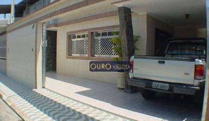 Casa com 3 dorm. - CA 220516M