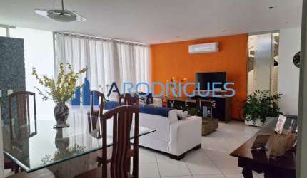 Casa em Condomínio de Luxo em Piatã, Salvador-BA: 4 Quartos, 2 Suítes, 160m² - Oportunidade Imperdível!