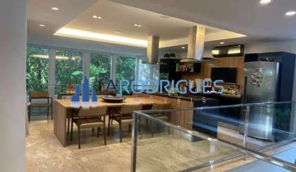 Casa de luxo em condomínio à venda em Alphaville I, Salvador-BA: 5 quartos, 5 suítes, 3 salas, 4 vagas de garagem, 770m².