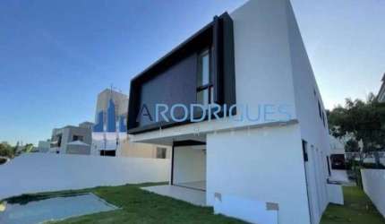 Casa à Venda em Alphaville I Litoral Norte, nova, luxuosa, oportunidade