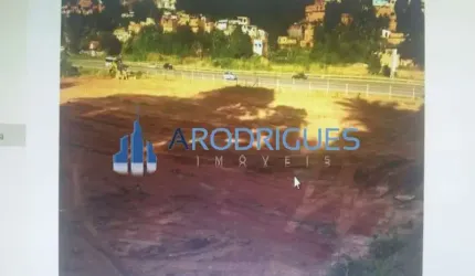 Excelente Terreno à venda com 4.000 m², todo plano, aprovado para construção de Posto de Gasolina.