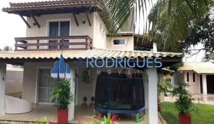 Casa à Venda em Guarajuba, com 7 suítes, oportunidade
