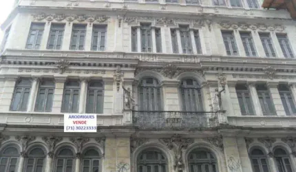 PRÉDIO ANTIGO DE APROXIMADAMENTE 80 ANOS (1936)