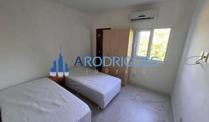 Casa em condomínio fechado com 4 quartos à venda na Cacha Pregos, Itaparica , 160 m2 por R$ 950.000