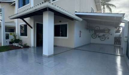 Casa em Condomínio para Venda em Lauro de Freitas, Buraquinho, 4 dormitórios, 3 suítes, 4 banheiros, 3 vagas