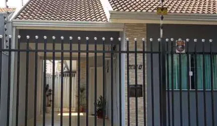 Casa à venda em Maringá, Parque das Grevíleas, com 3 quartos, com 102 m²