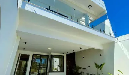 Casa à venda em Maringá, Jardim Tóquio, com 3 suítes, com 175 m²