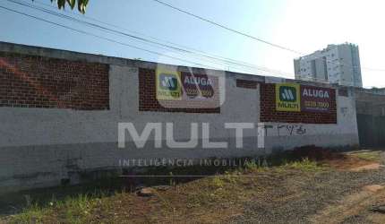 Terreno comercial para alugar no Lidice, Uberlândia  por R$ 6.000