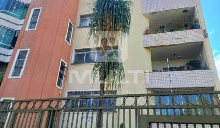 Apartamento com 3 quartos para alugar no Tabajaras, Uberlândia  por R$ 3.000