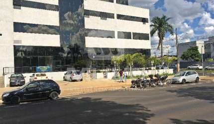 Sala comercial para alugar no Tibery, Uberlândia  por R$ 7.500