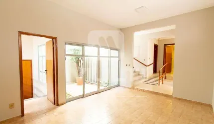 Casa com 5 quartos para alugar no Morada da Colina, Uberlândia  por R$ 10.500