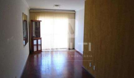 Apartamento com 3 quartos para alugar em Saraiva, Uberlândia  por R$ 1.650