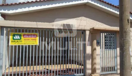 Casa com 3 quartos para alugar na Nossa Senhora Aparecida, Uberlândia  por R$ 3.900