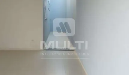 Casa com 3 quartos para alugar no Jardim Botânico, Uberlândia  por R$ 4.500