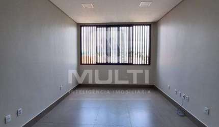 Sala comercial para alugar no Tibery, Uberlândia  por R$ 1.500