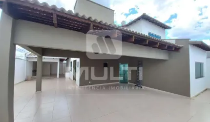 Casa com 4 quartos para alugar no Alto Umuarama, Uberlândia  por R$ 6.500