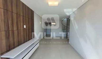 Cobertura com 3 quartos para alugar no Copacabana, Uberlândia  por R$ 6.000