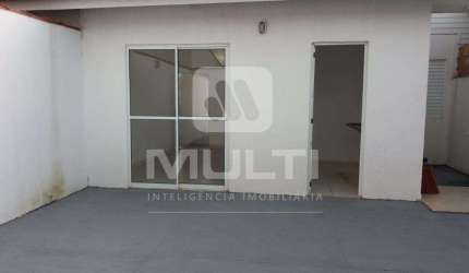 Casa em condomínio fechado com 3 quartos à venda na Terra Nova Uberlândia 1, Uberlândia  por R$ 350.000