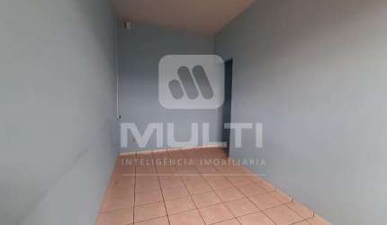 Casa comercial à venda na Nossa Senhora das Graças, Uberlândia  por R$ 240.000