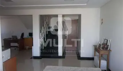 Cobertura com 4 quartos à venda no Santa Mônica, Uberlândia  por R$ 1.200.000
