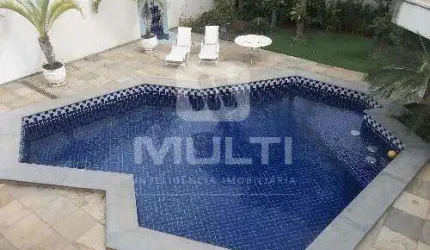Casa com 4 quartos à venda no Altamira, Uberlândia  por R$ 2.650.000
