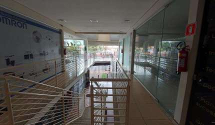 Ponto comercial à venda no Pacaembu, Uberlândia  por R$ 1.575.000