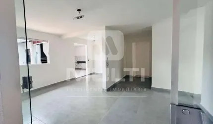 Casa com 3 quartos à venda no Santa Mônica, Uberlândia  por R$ 550.000