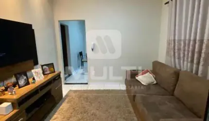 Casa com 3 quartos à venda em Laranjeiras, Uberlândia  por R$ 795.000