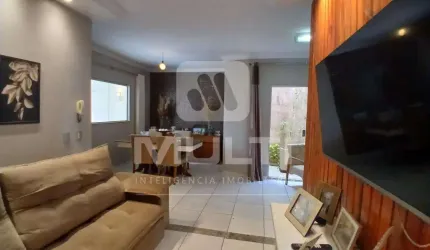Casa com 5 quartos à venda no Pampulha, Uberlândia  por R$ 680.000