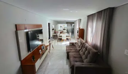 Casa com 3 quartos à venda no Planalto, Uberlândia  por R$ 660.000
