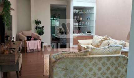 Casa com 3 quartos à venda no Tibery, Uberlândia  por R$ 780.000
