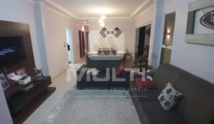 Casa com 4 quartos à venda no Jardim Holanda, Uberlândia  por R$ 630.000