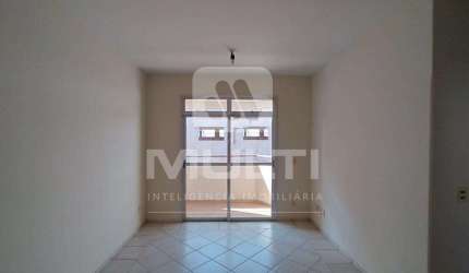 Apartamento com 3 quartos à venda no Umuarama, Uberlândia  por R$ 1.600.000