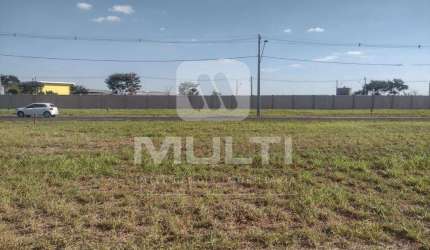 Terreno em condomínio fechado à venda no Grand Ville, Uberlândia  por R$ 339.000