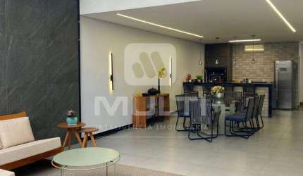 Casa em condomínio fechado com 4 quartos à venda no Alto Umuarama, Uberlândia  por R$ 1.900.000