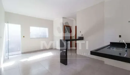 Casa com 2 quartos à venda no Shopping Park, Uberlândia  por R$ 250.000