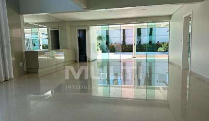 Casa em condomínio fechado com 5 quartos à venda no Gávea Hill, Uberlândia  por R$ 9.600.000