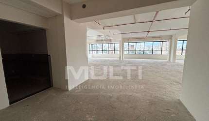 Sala comercial à venda no Tabajaras, Uberlândia  por R$ 2.079.000