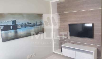 Casa com 3 quartos à venda no Alto Umuarama, Uberlândia  por R$ 1.700.000